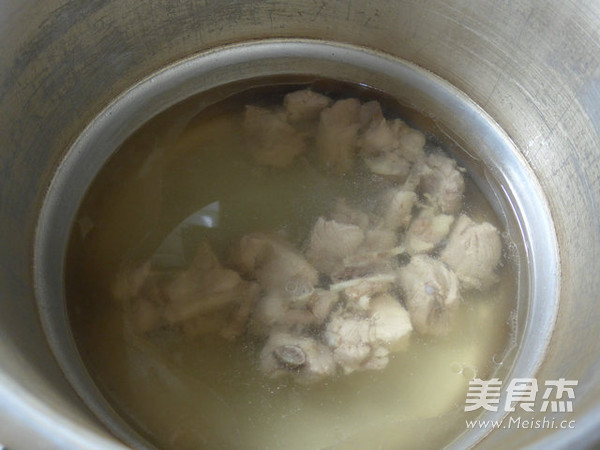 Noodle Knot Pork Ribs Soup recipe