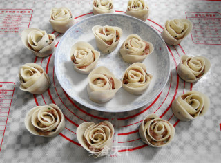 0 Skills and High Value-rose Dumplings recipe