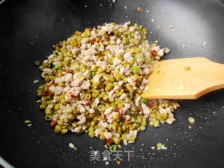 Stir-fried Minced Pork with Capers recipe