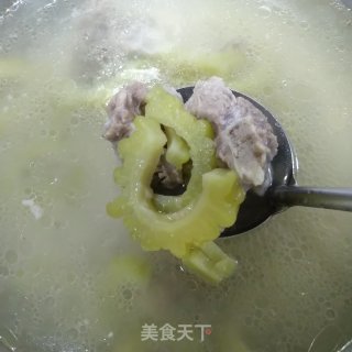 Bitter Gourd Pork Ribs Soup recipe