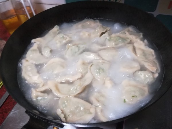 Dumplings Stuffed with Fennel Seedlings and Pork recipe