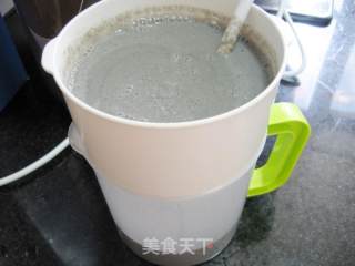 [trial Report of Midea's First Cocoa Soymilk Machine] One:——black Sesame Soymilk recipe
