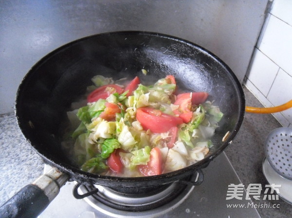 Stir-fried Green Kale with Tomatoes recipe