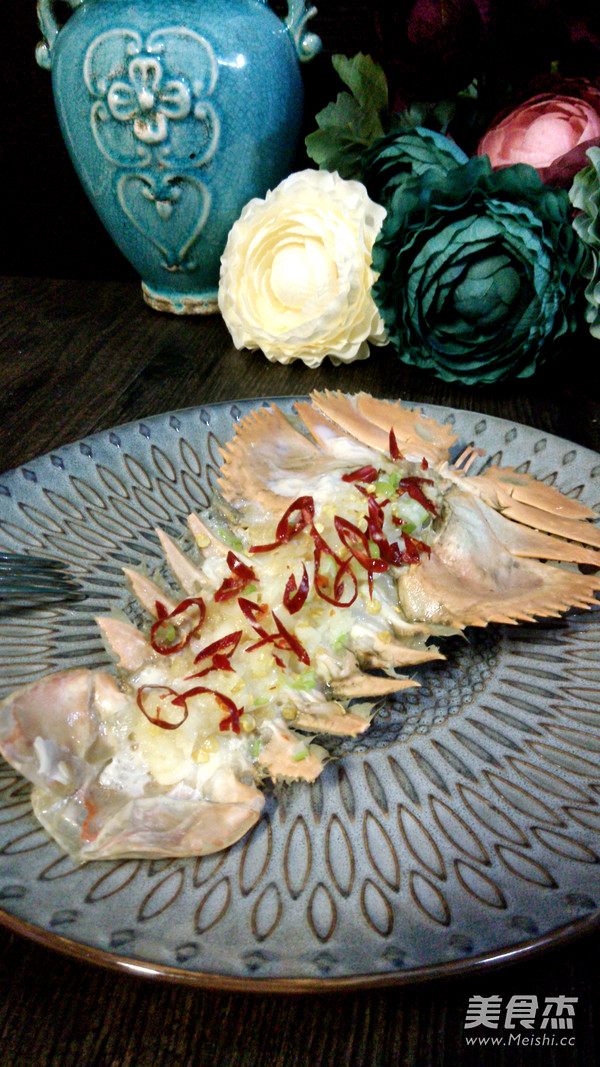 Steamed Nine-tooth Fan Shrimp with Garlic recipe
