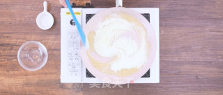 The Newest Internet Celebrity Snowflake Crisp, Pull The Grass! recipe