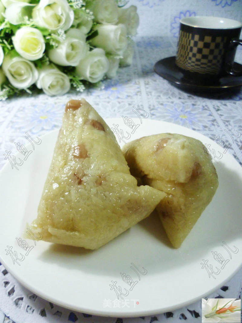 Glutinous Rice Dumplings with Candied Dates and Peanuts recipe