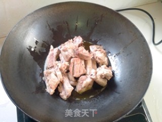 Spare Ribs in Tomato Sauce recipe