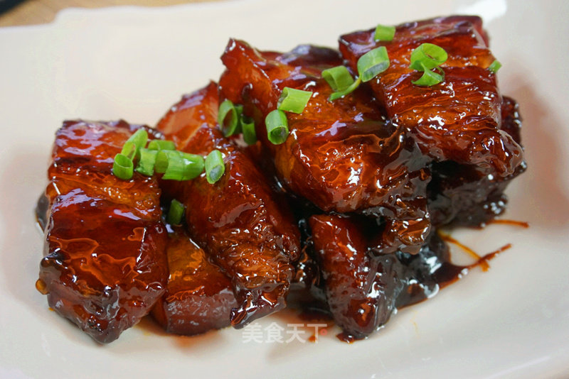 Braised Pork with Tea Flavor