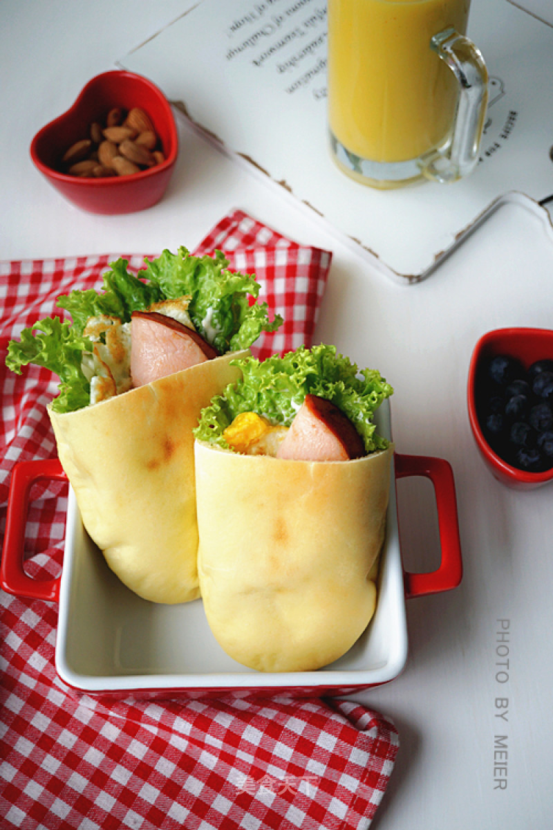 #四session Baking Contest and is Love to Eat Festival# Carrot Pocket Bread recipe