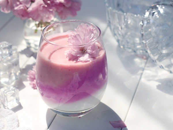 Gradient Color Juice Yogurt Cup recipe