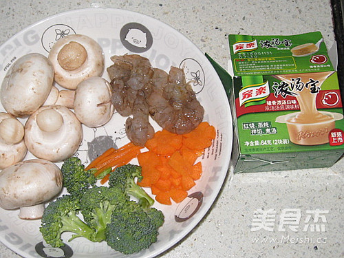 Shrimp and Mushroom Hot Pot recipe