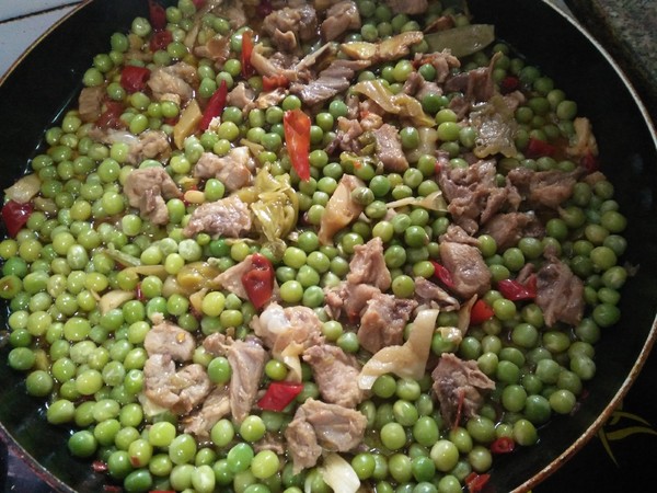 Roasted Duck with Fresh Peas recipe