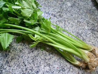 Celery Mixed with Pig Ears recipe