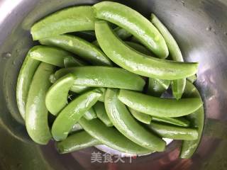 Stir-fried Black Fungus with Sweet Beans recipe