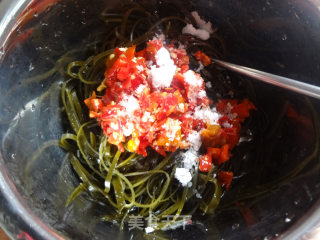 Hot and Sour Kelp Shreds recipe