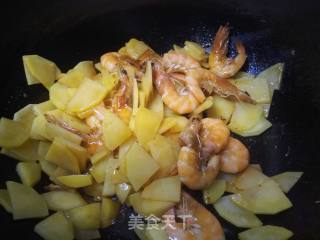 Fried Spicy Shrimp and Potatoes recipe