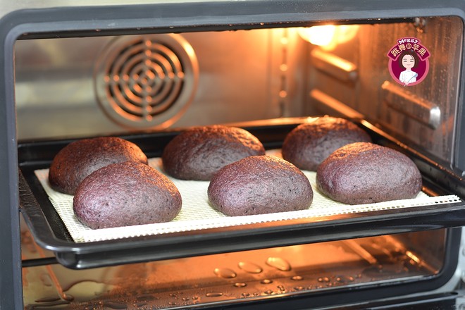 Black Rice Buns & Bean Paste Buns recipe