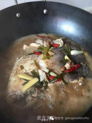 Rich Flavor---simmered Fish in A Small Pot recipe