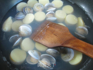 Sakura Jade Tofu Soup with Clams recipe