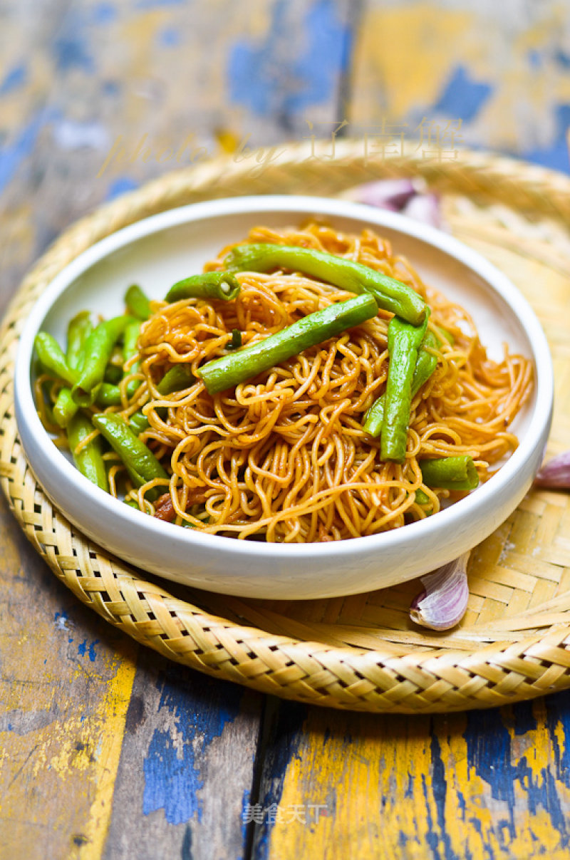 Braised Noodles with Beans recipe