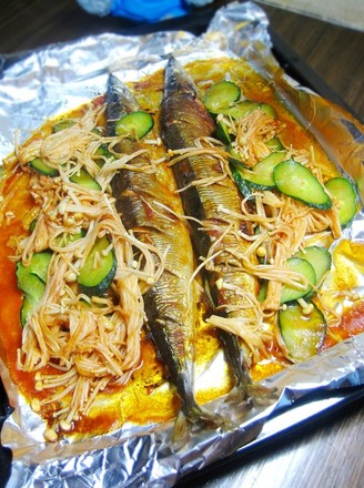 Grilled Saury with Spicy Sauce recipe