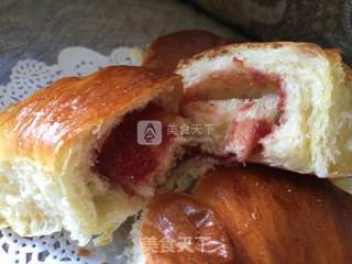 #aca烤明星大赛#jam and Soft Croissant Small Bread Meal Bag recipe