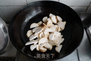 Braised King Pleurotus with Sauce recipe