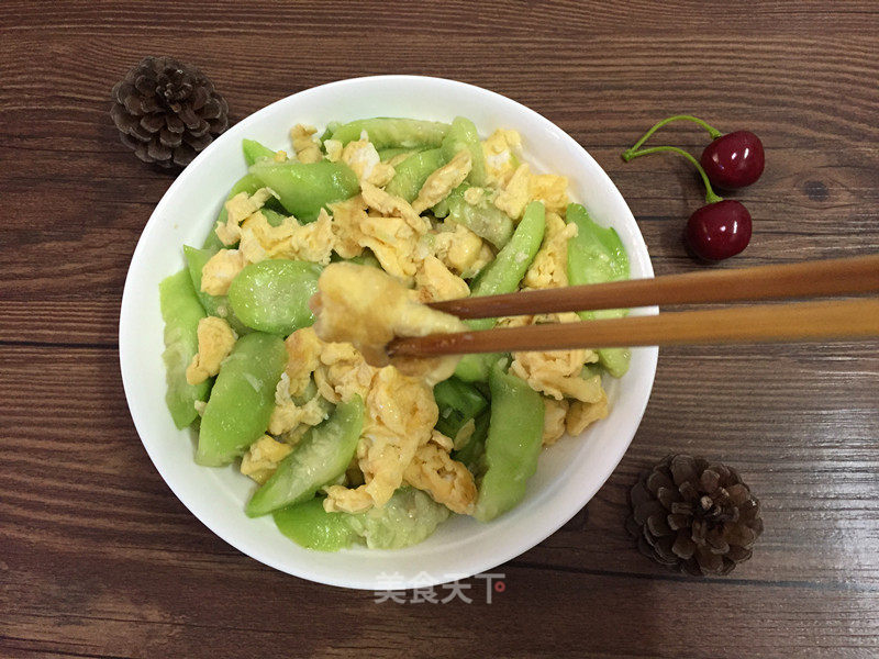Loofah Scrambled Eggs recipe