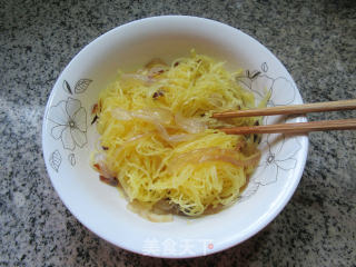 Jellyfish Mixed with Shredded Pumpkin recipe