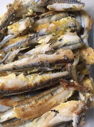 Fried Small Yellow Croaker recipe