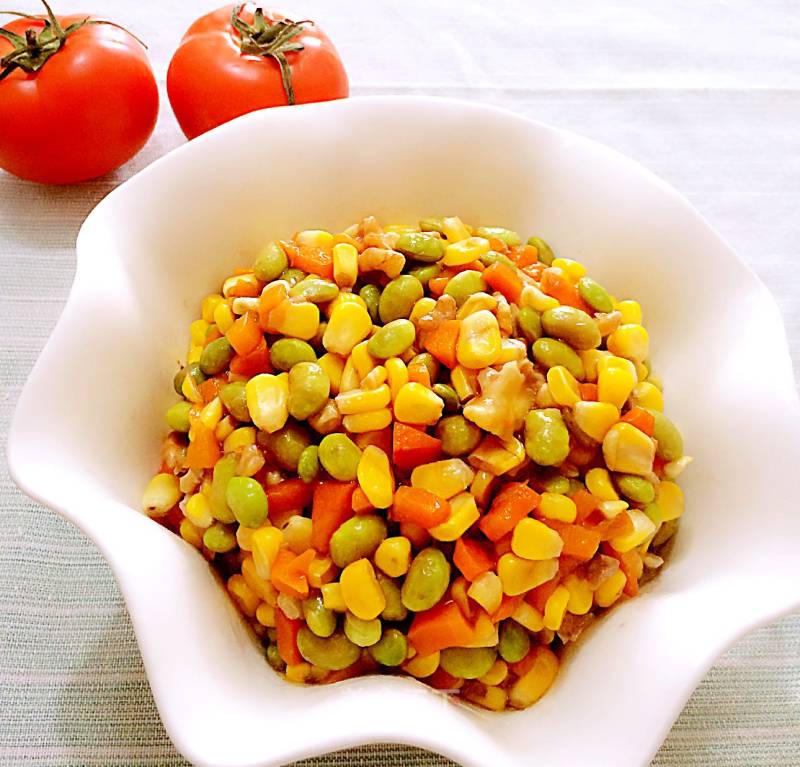 Stir-fried Three Diced Walnuts recipe