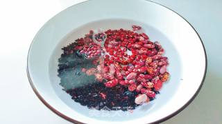 Red Kidney Bean and Black Rice Porridge recipe