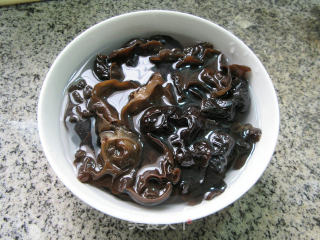 Hot and Sour Black Fungus recipe