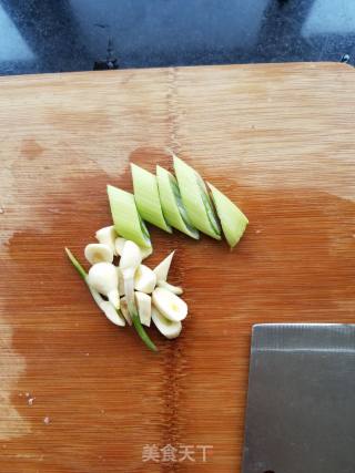 Vegetarian Stir-fried Rapeseed recipe