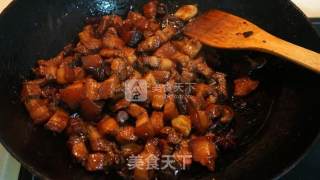 Braised Pork with Mushrooms recipe