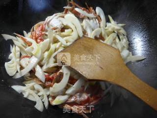 Stir-fried Flower Crab with Leishan recipe