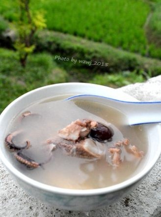 Octopus Dried Mussel Bone Soup recipe