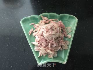 #春食野菜香# Spicy Mint Chicken Shreds recipe