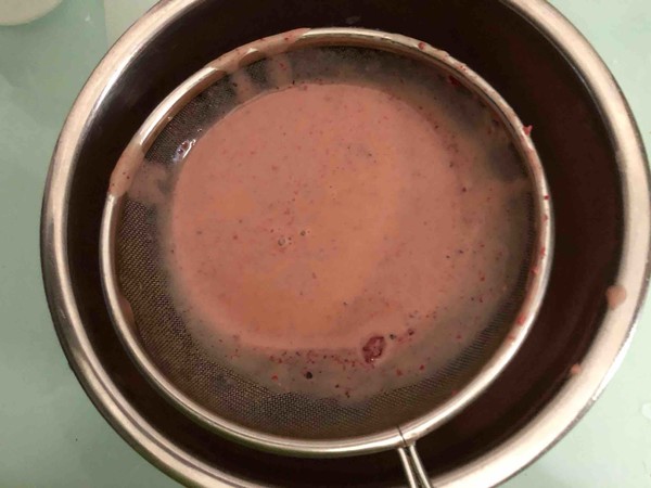 Strawberry Towel Roll with Chobe Jam recipe