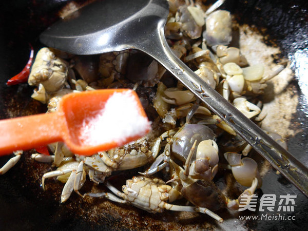 Stir-fried White Jade Crab recipe