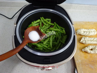 Lamb Chops and Lentil Sticky Rolls-#铁锅烧饭就是香# recipe