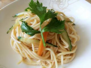 Refreshing Cold Noodles with Sesame Sauce recipe