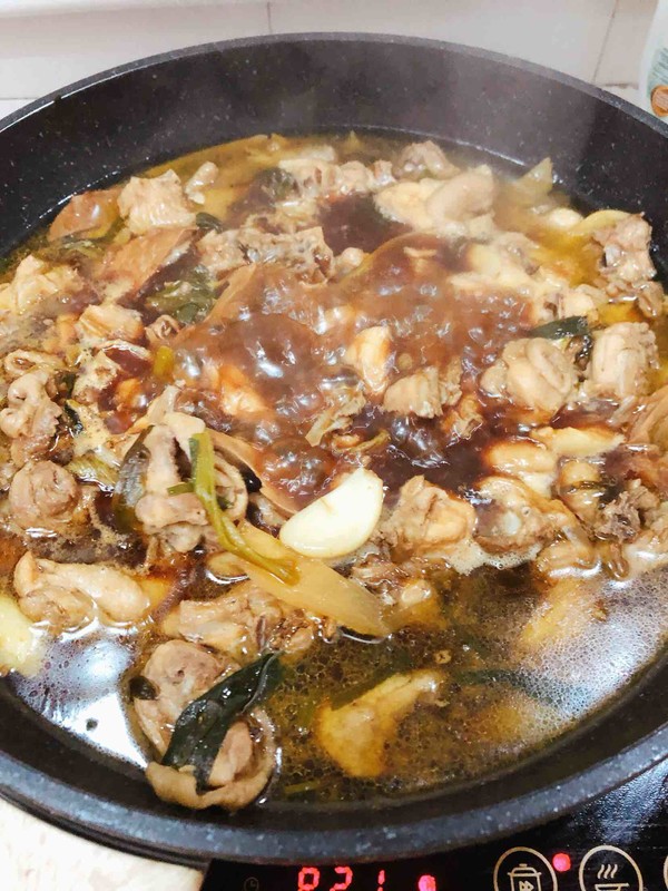 Braised Chicken with Green Dragon Abalone recipe