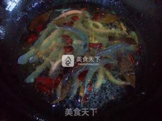 Loach Stewed with Taro recipe