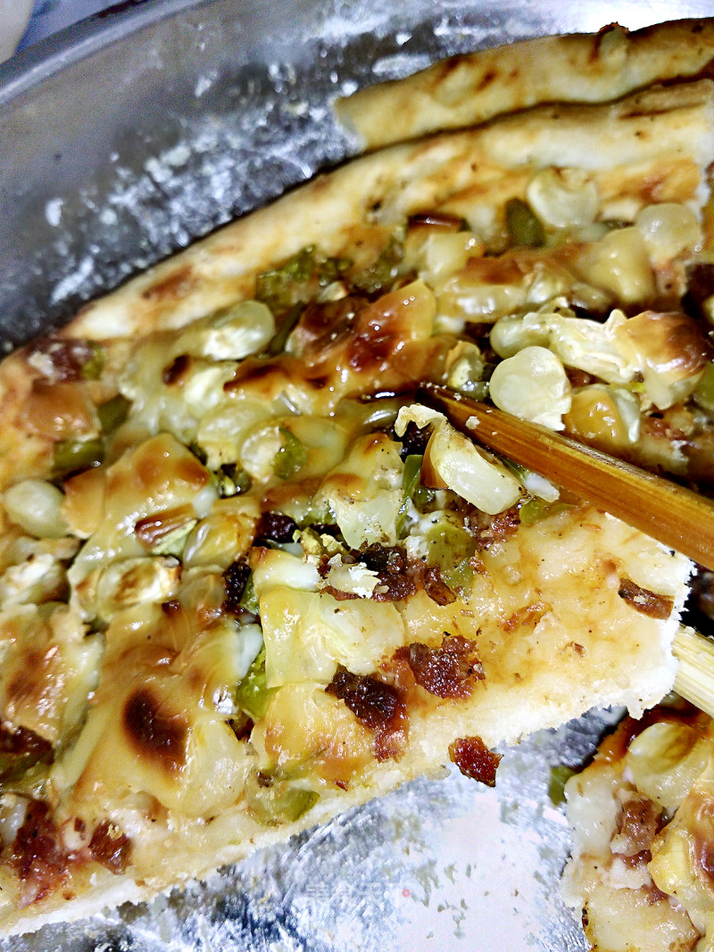 Corn Pizza with Thin Bottom Sausage recipe