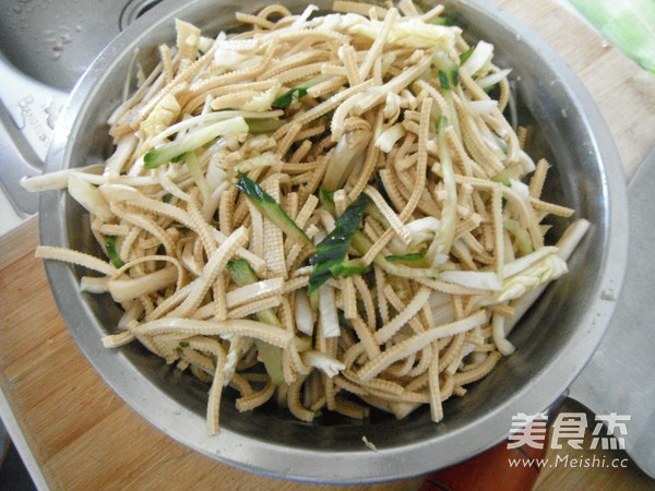 Tofu with Cabbage Heart and Cucumber recipe