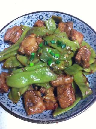 Braised Pork Ribs with Beans recipe