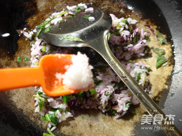 Fried Rice with Red Amaranth recipe