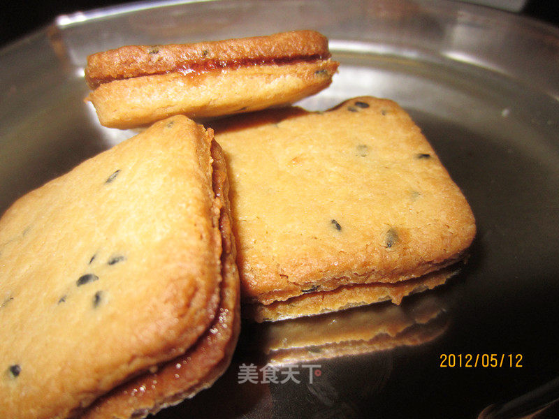 Peanut Butter Sandwich Biscuits recipe