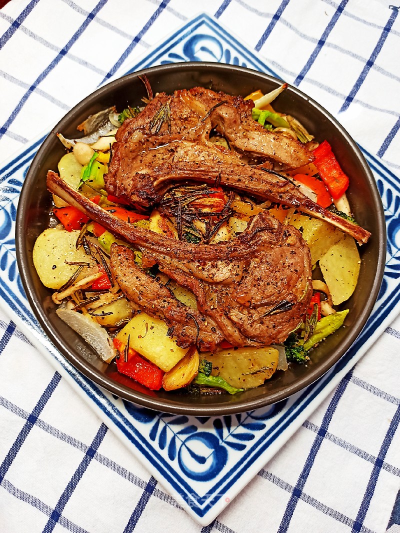 Grilled Lamb Chops with French Vegetables
